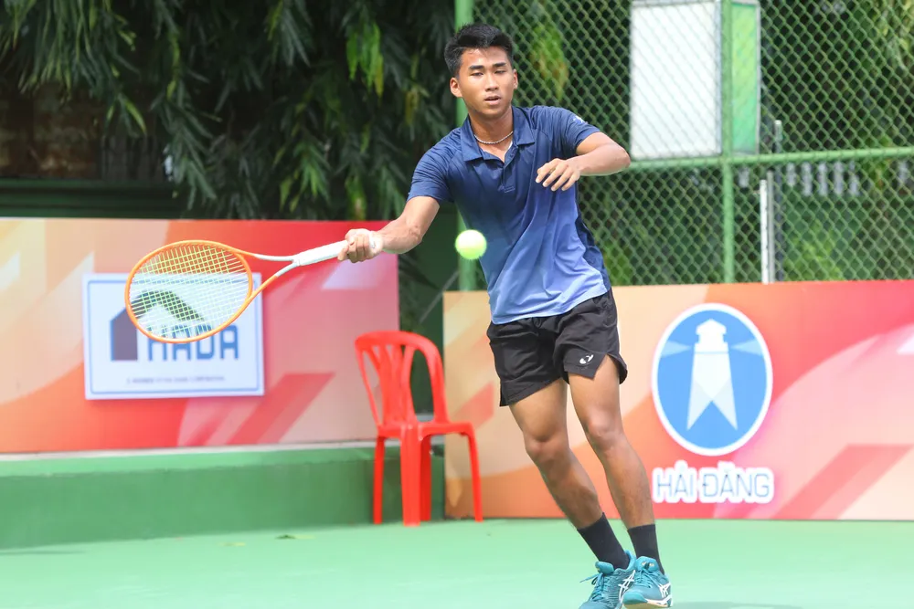 Vũ Hà Minh Đức có trận thua khá chóng vánh