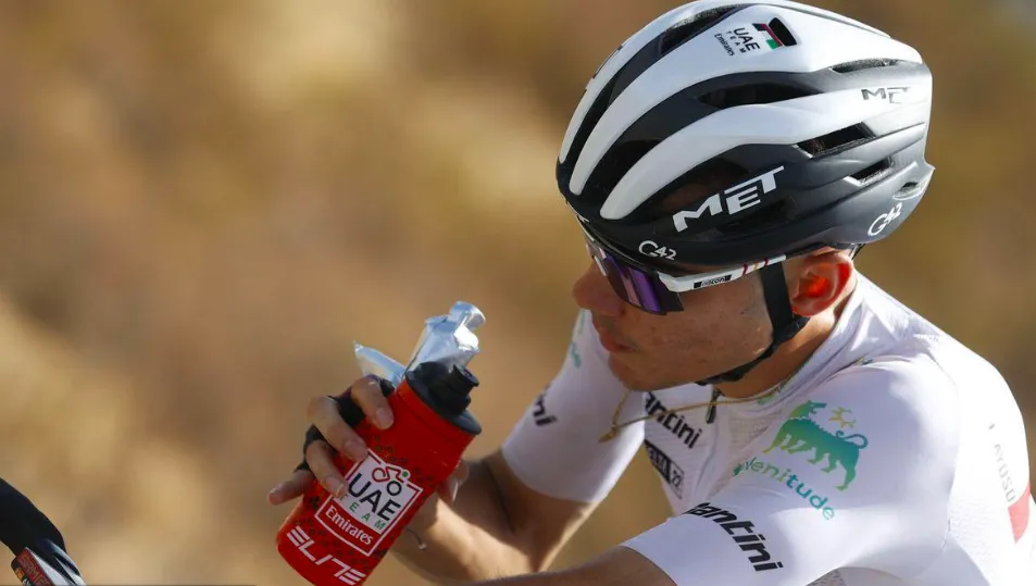 Juan Ayuso ăn uống rất khoa học