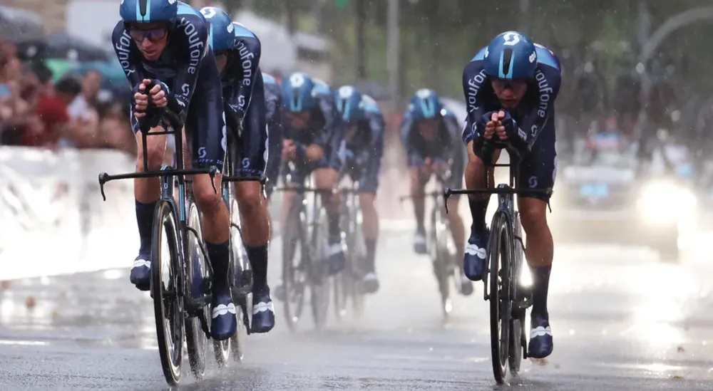 DSM – Firmenich chiến thắng chặng mở màn Vuelta a Espana 2023