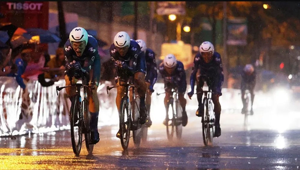 Chặng đua phải thi đấu trong tình trạng thời tiết xấu