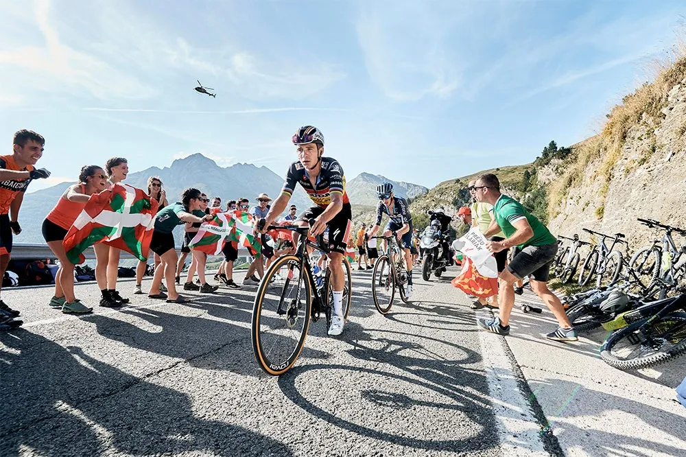 Hai tay đua tốp đầu bứt phá ra đi