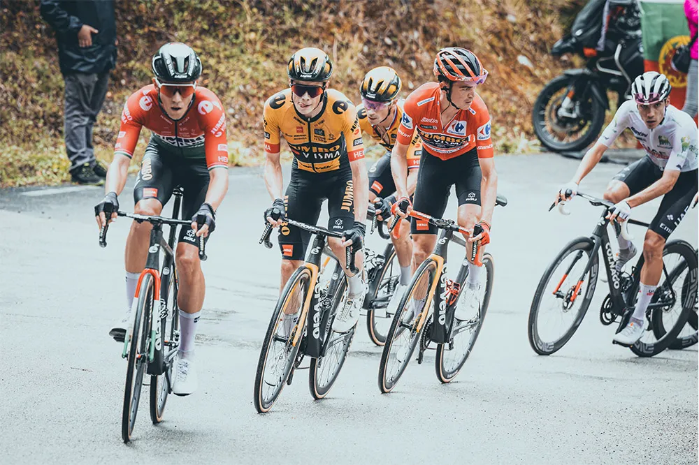 Nhiều cuộc tấn công trên đường đèo