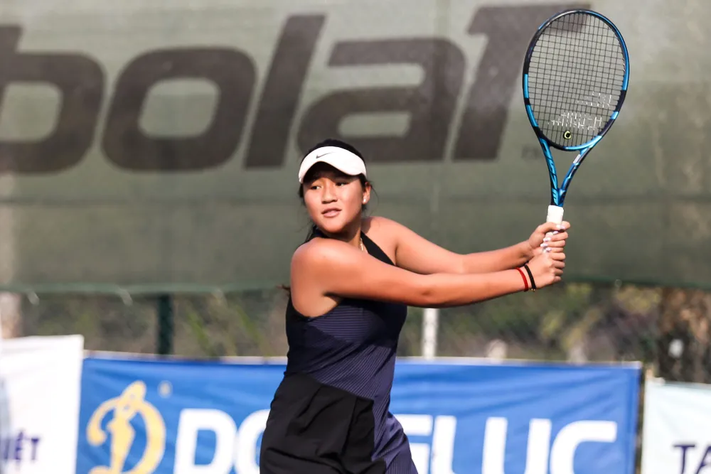 Tay vợt trẻ 17 tuổi Sophia Huỳnh Trần Ngọc Nhi sẽ là chủ lực cho đội tuyển