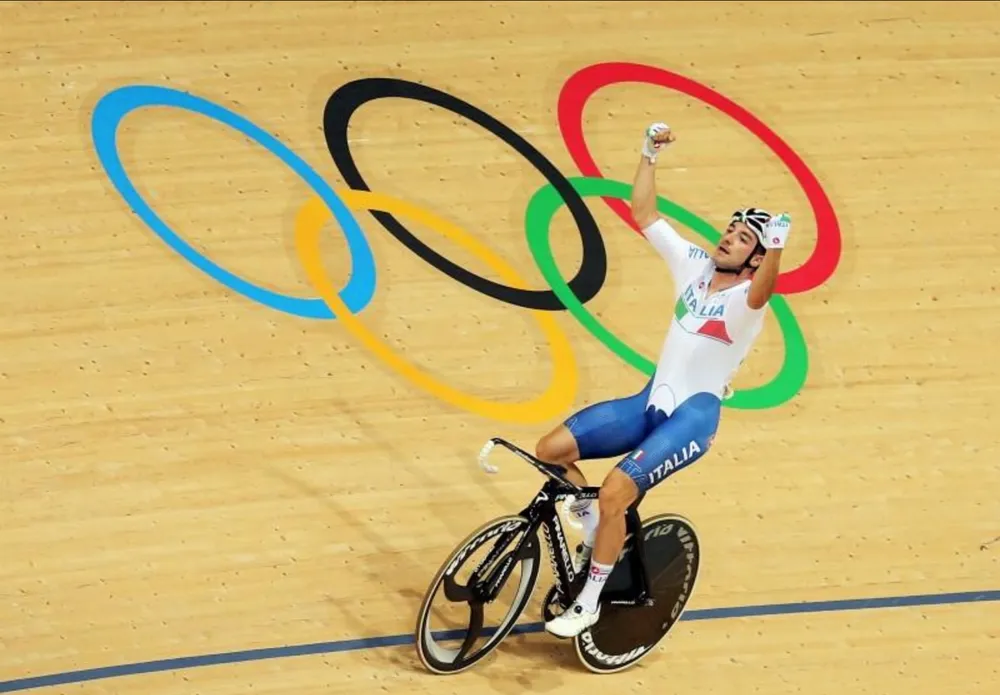 Elia Viviani xuất thân từ xe đạp lòng chảo