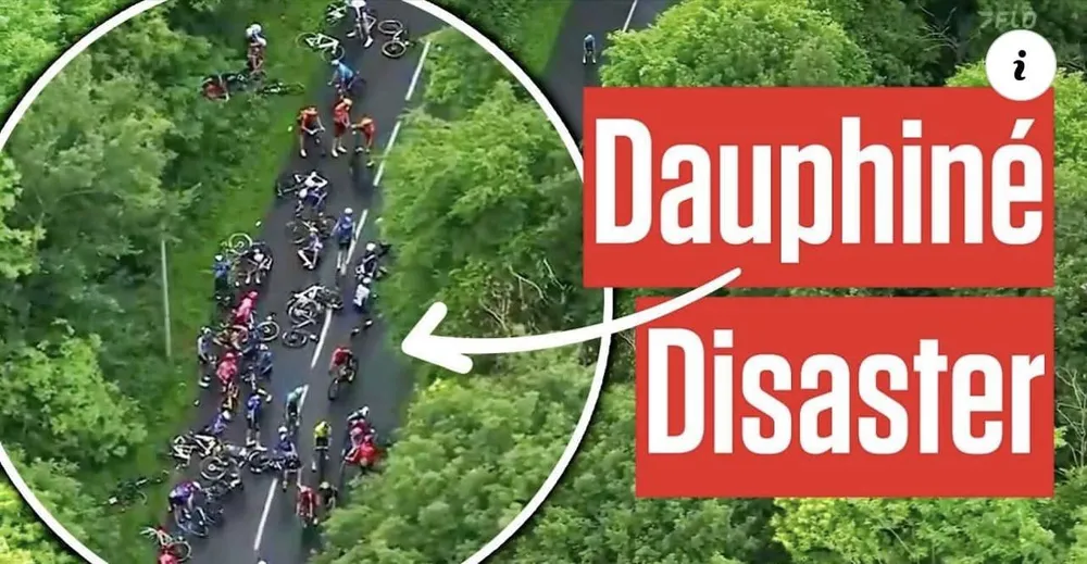 Cảnh các tay đua gặp tai nạn