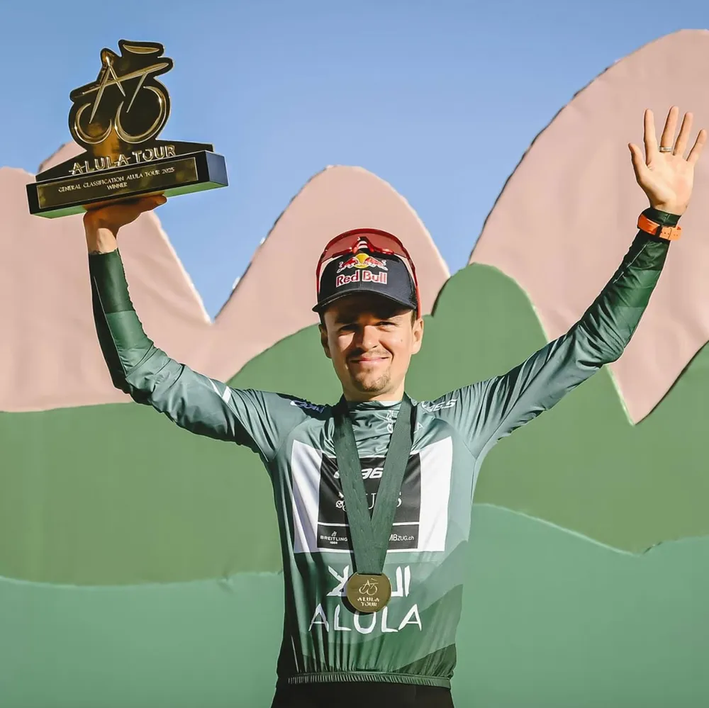 Tom Pidcock đăng quang AlUla Tour 2025