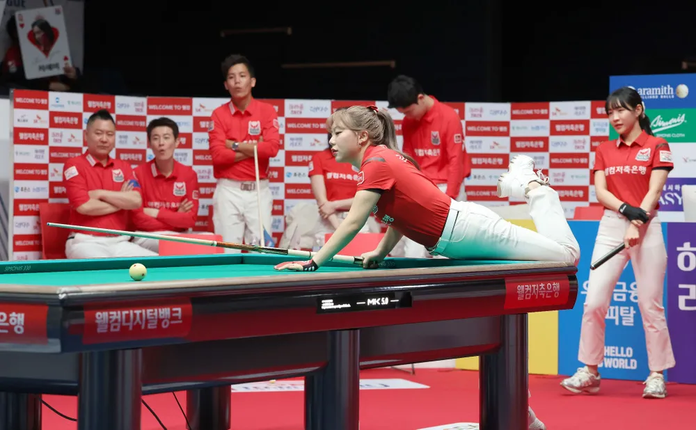 Đội Phoenix của Phương Linh tận hưởng hương vị chiến thắng đầu tiên