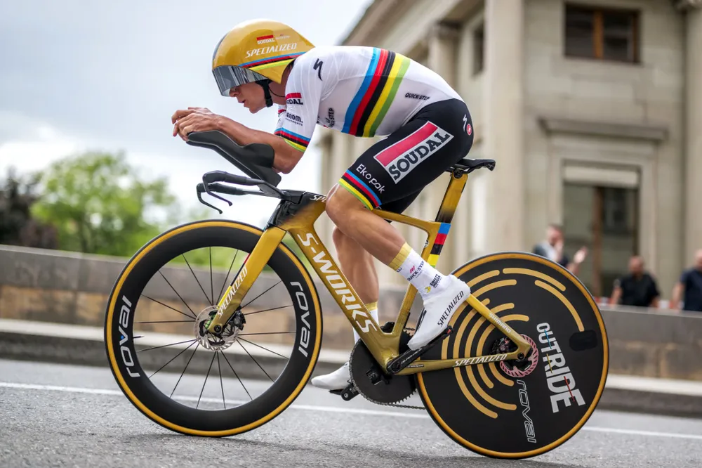 Remco Evenepoel chiến thắng nội dung cá nhân tính giờ