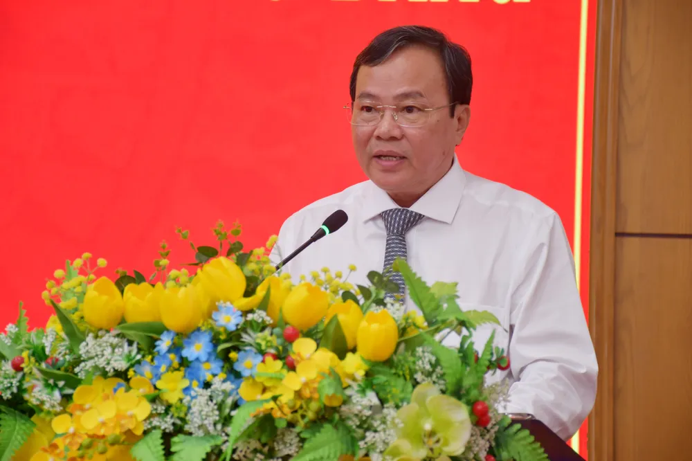 Đồng chí Lê Văn Hẳn phát biểu nhận nhiệm vụ