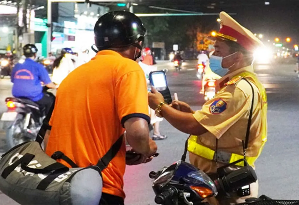 Cảnh sát giao thông địa phương triển khai đồng bộ các biện pháp bảo đảm trật tự an toàn giao thông