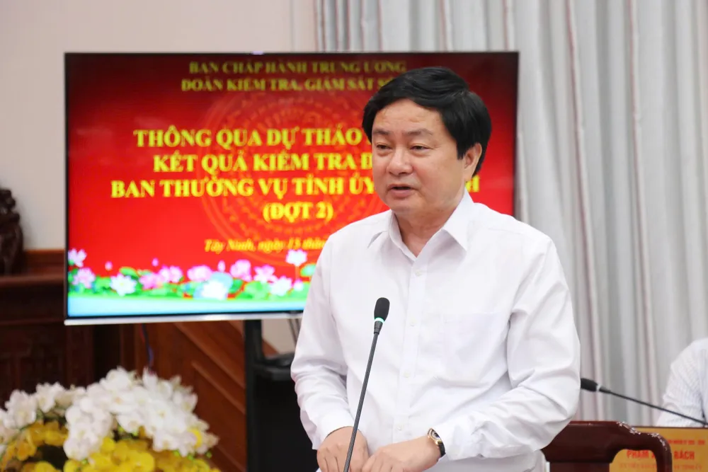 bi thu.jpg