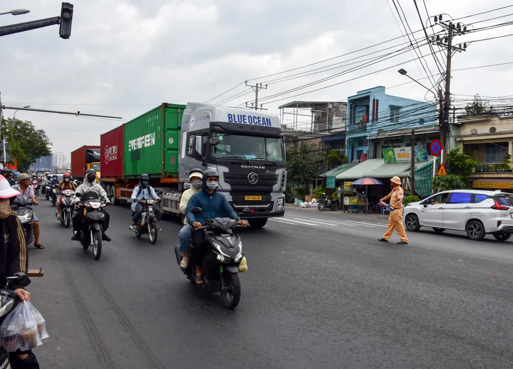 phuong tien 4.jpg