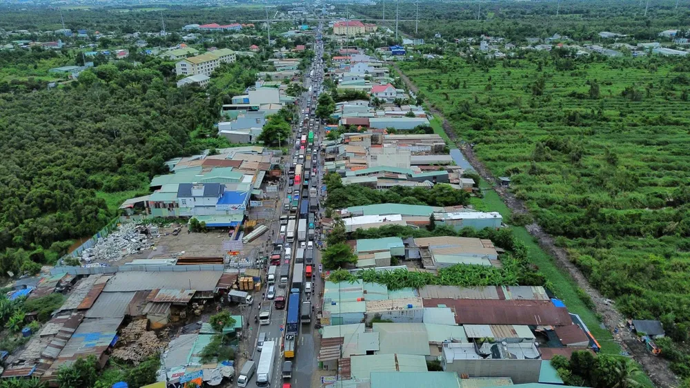 tinh lo 2.jpg