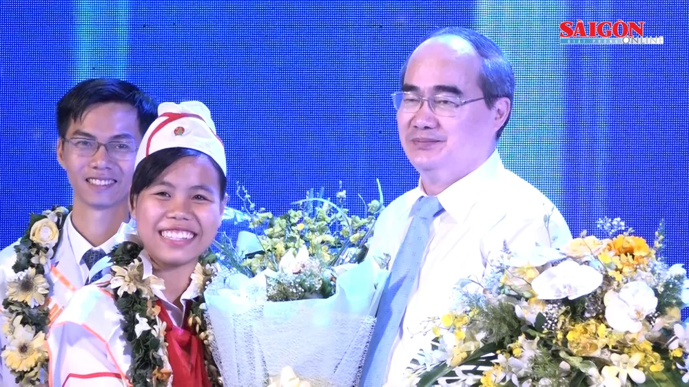 Tuyên dương 10 công dân trẻ tiêu biểu của TPHCM