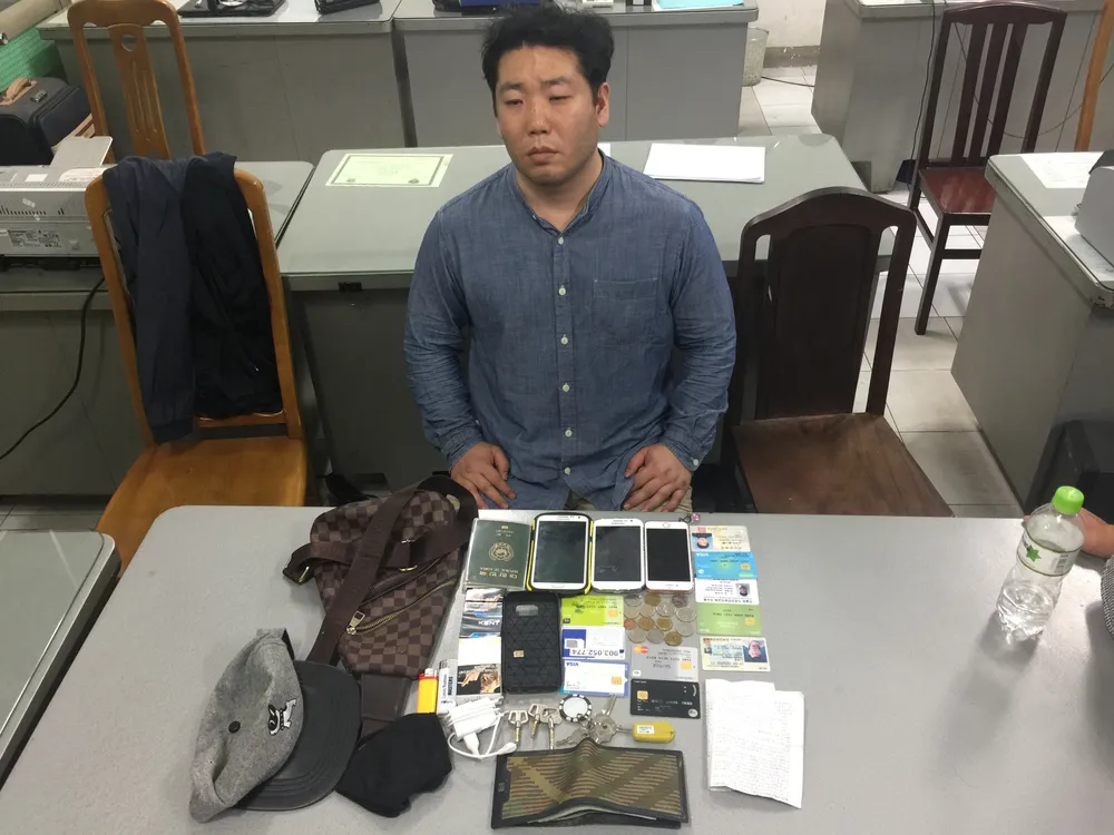 Bắt người đàn ông Hàn Quốc giết cô gái trẻ tại Quận 1