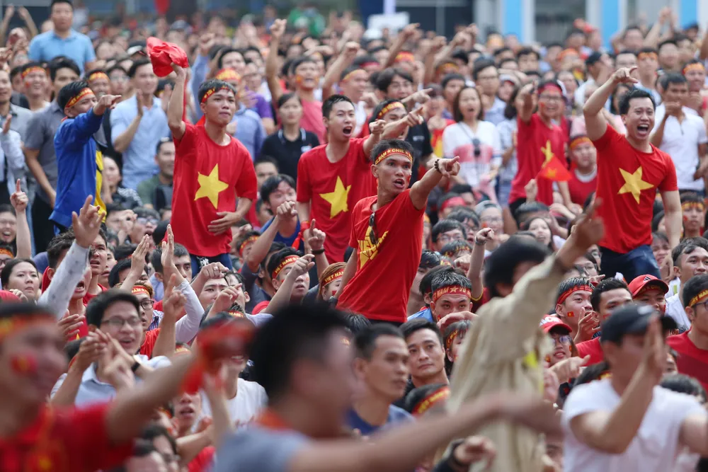 Cả nước vỡ òa trước kỳ tích của U23 Việt Nam ảnh 2