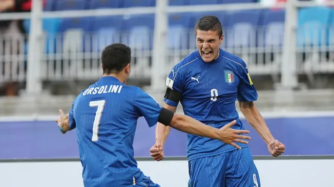 Italia thắp lại hy vọng sau chiến thắng trước Nam Phi