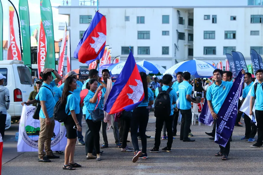 Việt Nam giành chiến thắng 2-1 trước Campuchia ảnh 6