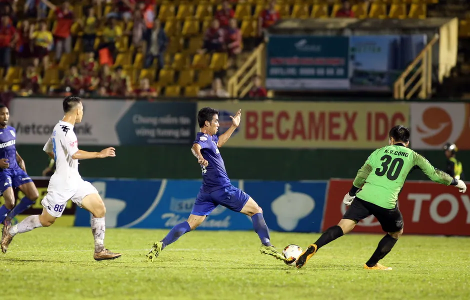 B.Bình Dương đã lấy lại thăng bằng sau chiến thắng thứ 2 liên tiếp. (Ảnh: DŨNG PHƯƠNG)