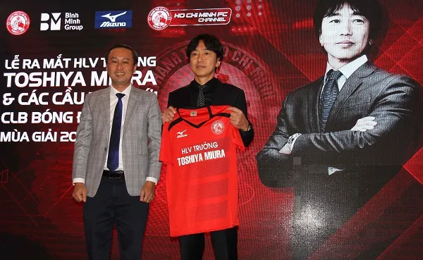 CLB TPHCM đặt niềm tin vào HLV Miura. Ảnh: DŨNG PHƯƠNG
