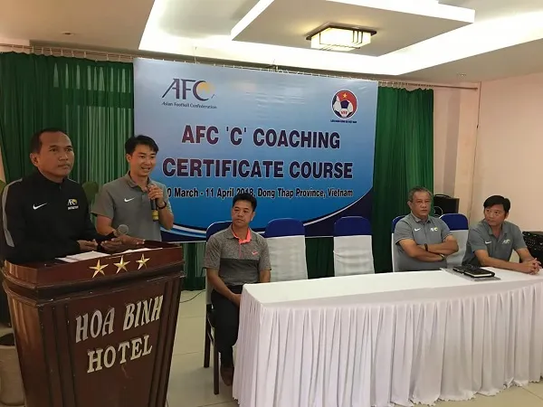 Văn Quyến tiếp tục theo đuổi giác mơ “gõ đầu trẻ” ảnh 1