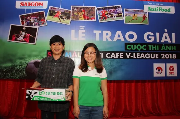 Trao giải cuộc thi ảnh Nuti Café V-League 2018 ảnh 1