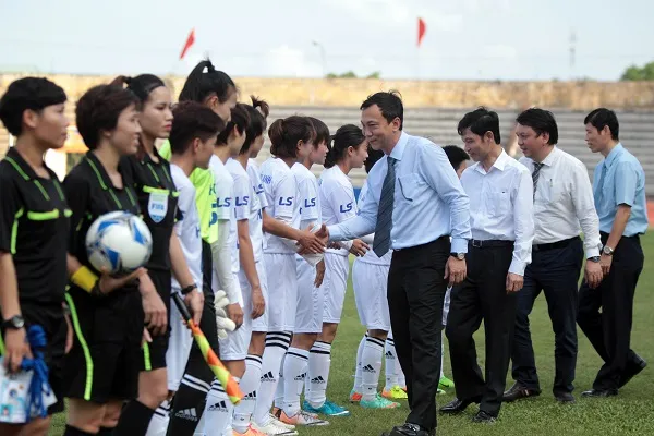 Huỳnh Như tỏa sáng, TPHCM I có chiến thắng cách biệt ở trận ra quân ảnh 1