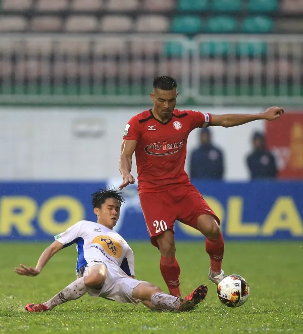 HA.GL hòa TPHCM: Cầm vàng để vàng rơi ảnh 1