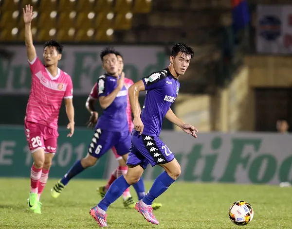 Sự trở lại mạnh của Tiến Linh trên hàng công B.Bình Dương