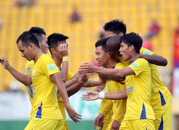 Trùm Tỉnh tỏa sáng, Khánh Hòa kết thúc mạch thua ảnh 1