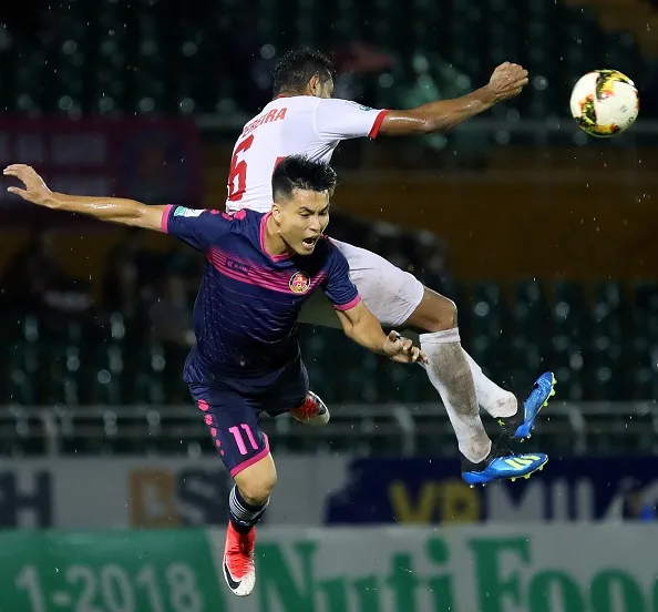 Vòng 19 Nuti Cafe V-League 2018: Thử thách cho nhóm cuối ảnh 1