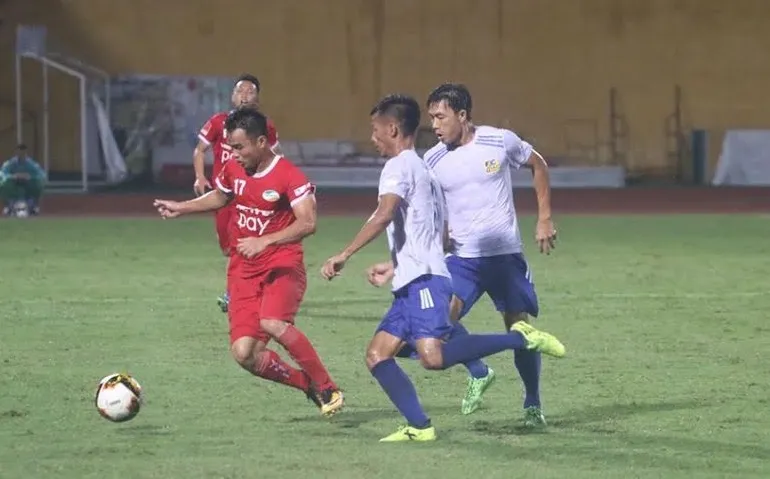 Viettel đã có chiến thắng quan trọng trước CLB Huế. Ảnh: HỮU THỊNH