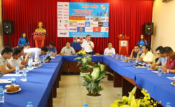 Giải bóng đá Hội nhà báo TPHCM - Cúp Thái Sơn Nam 2018 ảnh 1