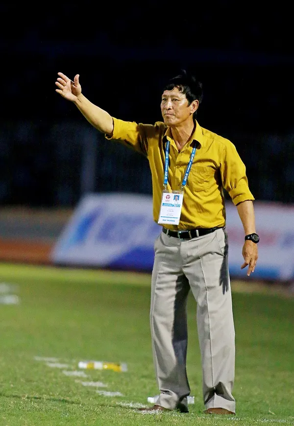 "Phù thủy" Vũ Quang Bảo có giúp Cần Thơ trụ hạng thành công? ảnh 1