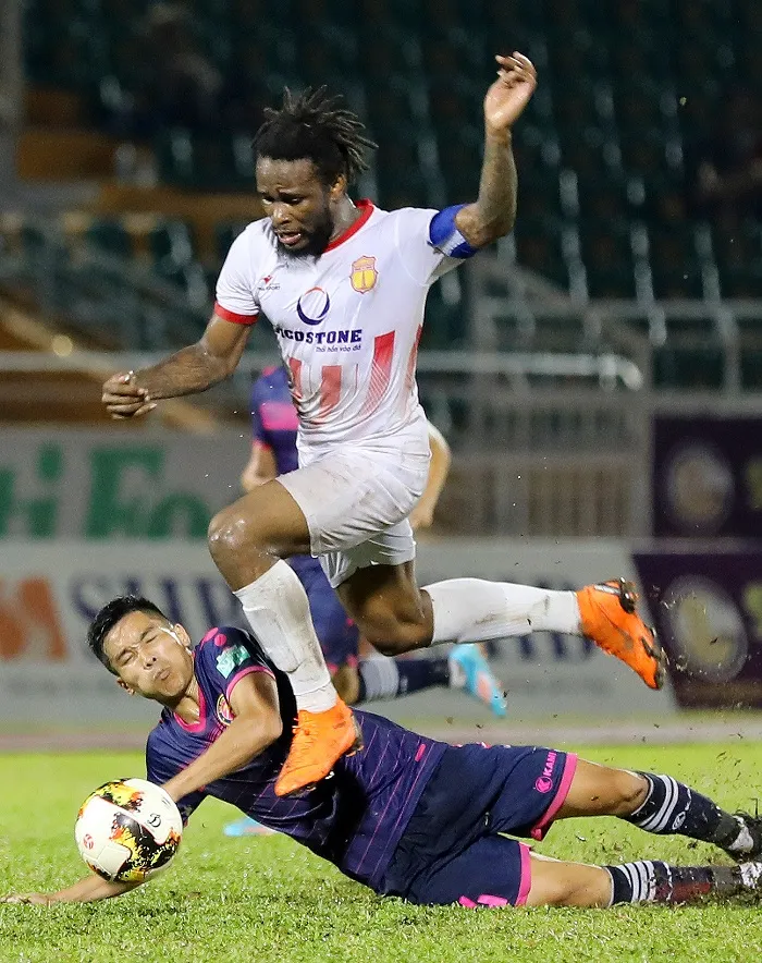 Vé trụ hạng V-League 2018: Nam Định liệu có vượt ải thành công? ảnh 1