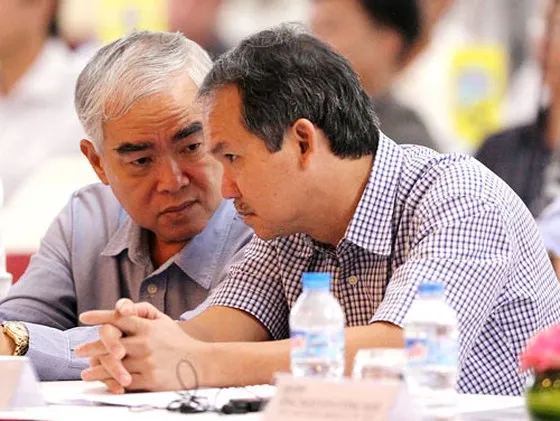 Doanh nhân và quan chức ảnh 1