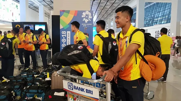 Cầu cho chân cứng đá mềm ảnh 1