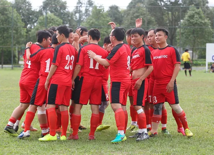 Giải bóng đá TP Mới 2018 chuẩn bị bước vào Vòng chung kết. Ảnh: THANH VIỆT