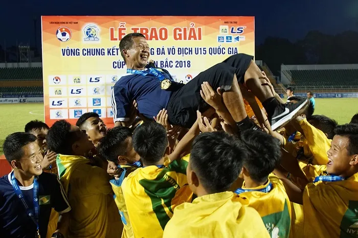 SLNA lên ngôi vô địch giải U15 quốc gia - Cúp Thái Sơn Bắc 2018 ảnh 1