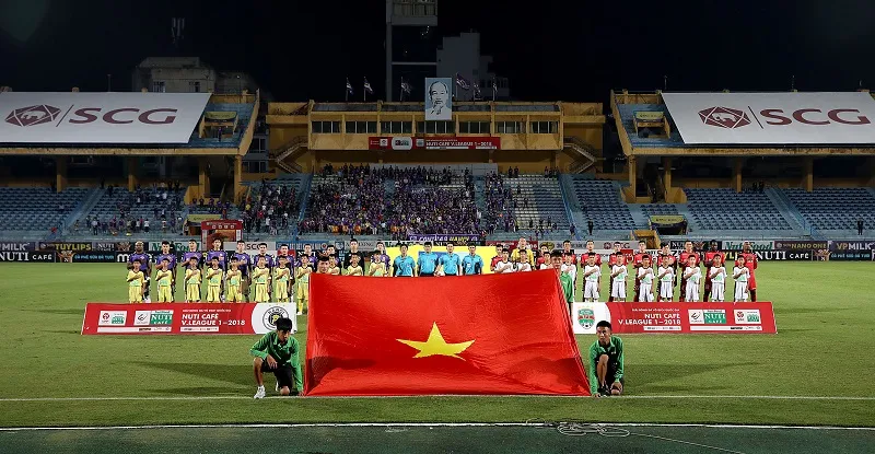 Trận bán kết giữa Becamex Bình Dương và Hà Nội sẽ lùi sang ngày 11-10. Ảnh: MINH HOÀNG