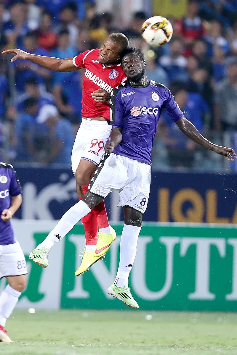 CLB Hà Nội đoạt cú đúp giải thưởng tháng 9 ảnh 1