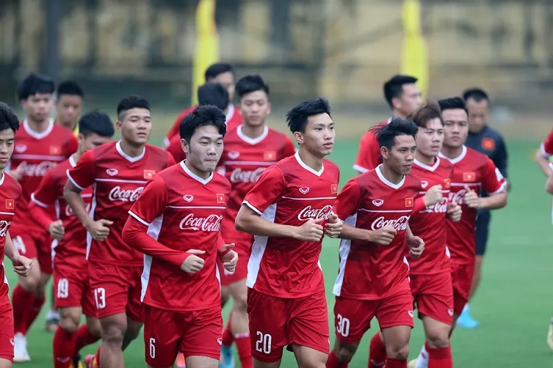 Sau ngày 15-10, ông Park mới có đầy đủ lực lượng theo ý muốn. Ảnh: MINH HOÀNG