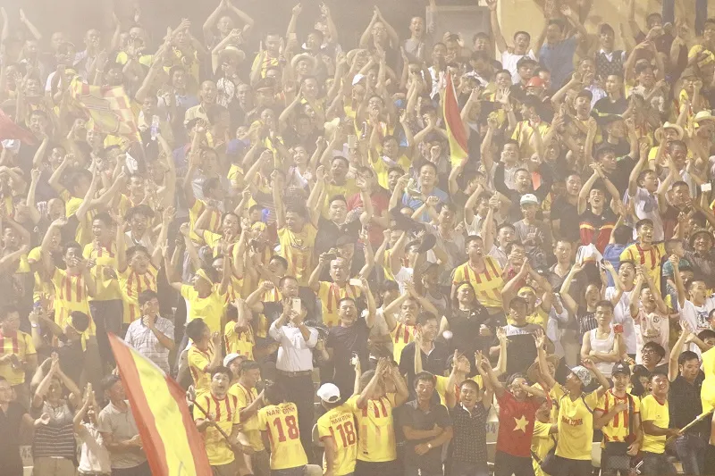 HLV Nguyễn Văn Sỹ: “Tôi tự tin Nam Định chiến thắng khi thi đấu 11m” ảnh 2