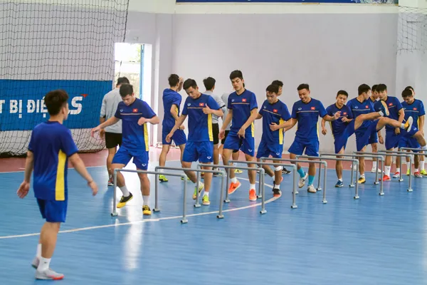 Đội tuyển futsal Việt Nam sang Thái Lan ảnh 1