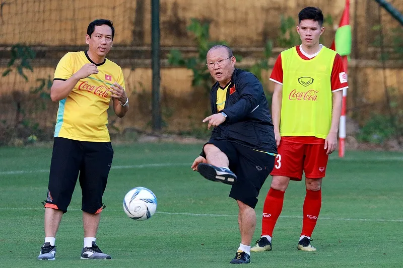 Tuyển thủ Việt Nam gặp khó với sơ đồ của HLV Park Hang-seo ảnh 1