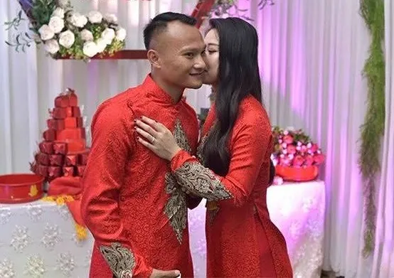 Tiền vệ Trọng Hoàng sẽ phải sớm "trả phép" cho thầy Park