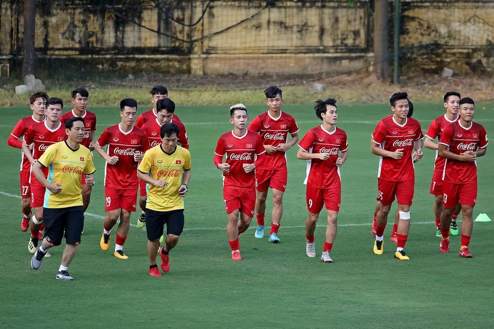 ĐT Việt Nam vẫn giữ hạng 102 thế giới. Ảnh: Đoàn Nhật