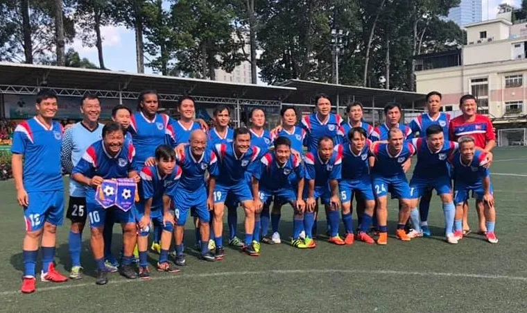 Giải bóng đá chào mừng 42 năm thành lập Trường Đại học Kinh tế TPHCM ảnh 3