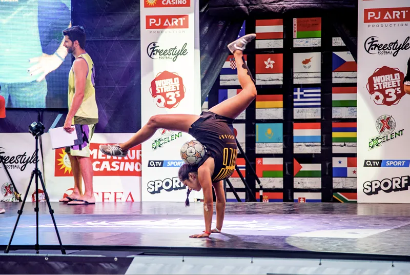 TPHCM tổ chức giải bóng đá nghệ thuật ảnh 1