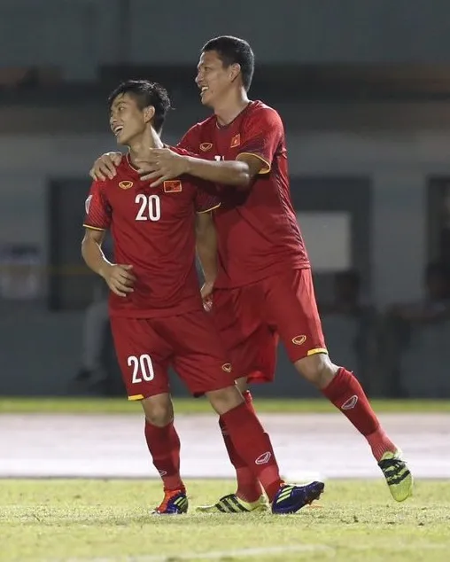 Việt Nam - Philippines: Đấu trí từ khu kỹ thuật ảnh 1